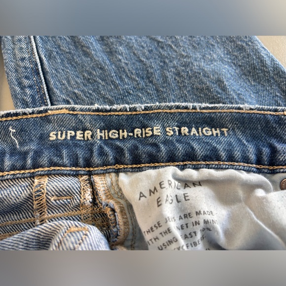 American Eagle Outfitters Super High-Rise Straight - Picture 4 of 6